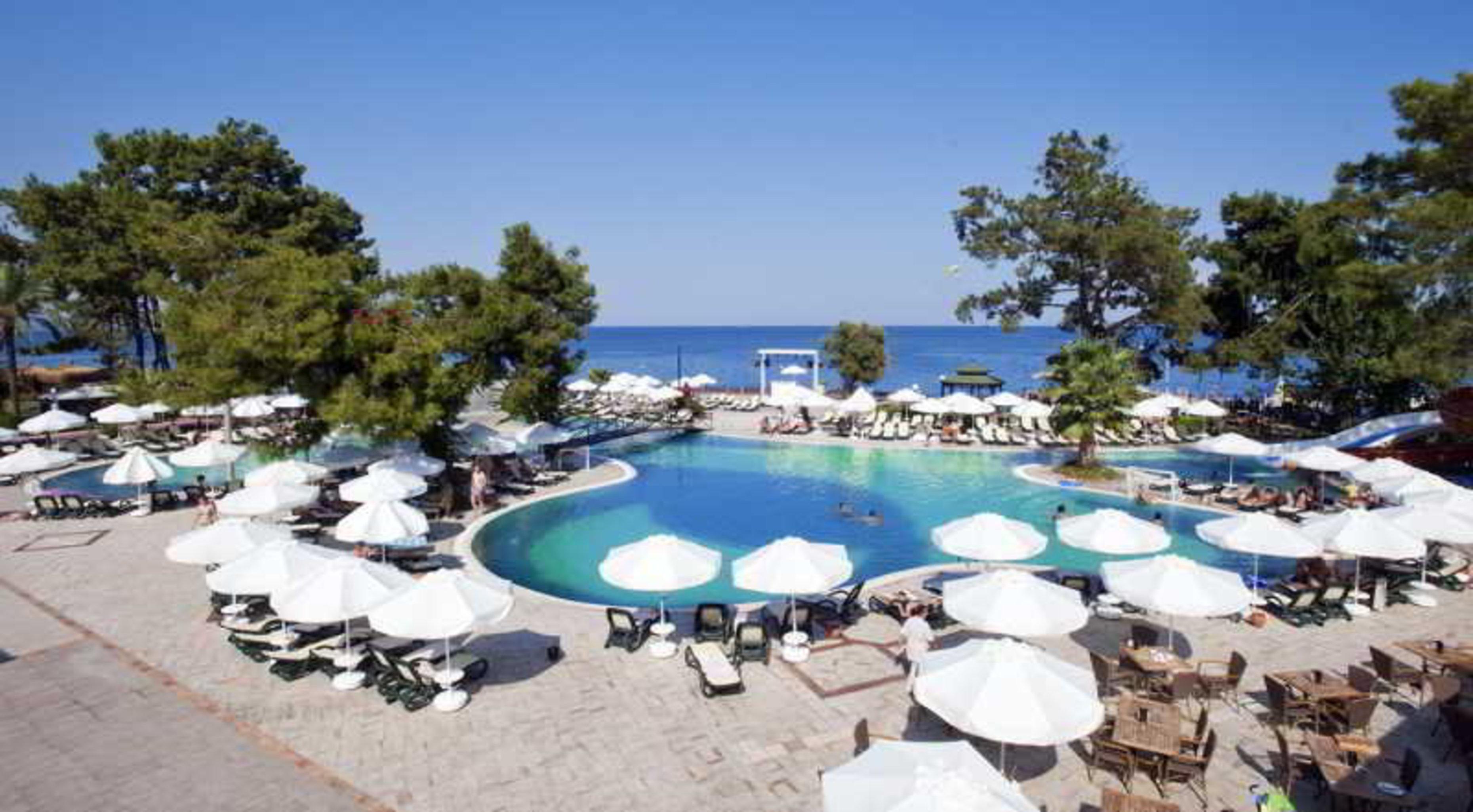 Crystal Aura Beach Resort & Spa Kemer Esterno foto