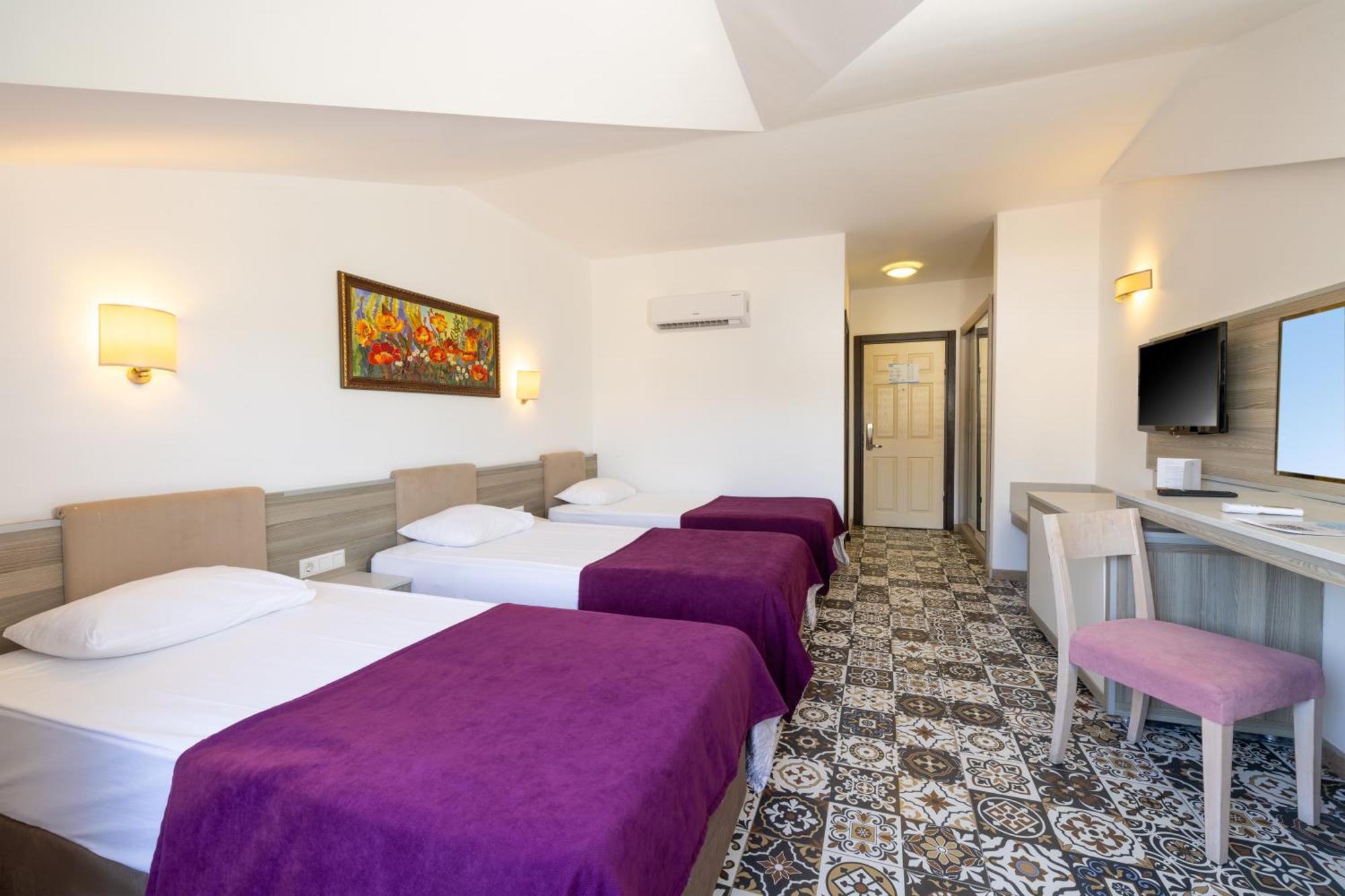 Crystal Aura Beach Resort & Spa Kemer Esterno foto