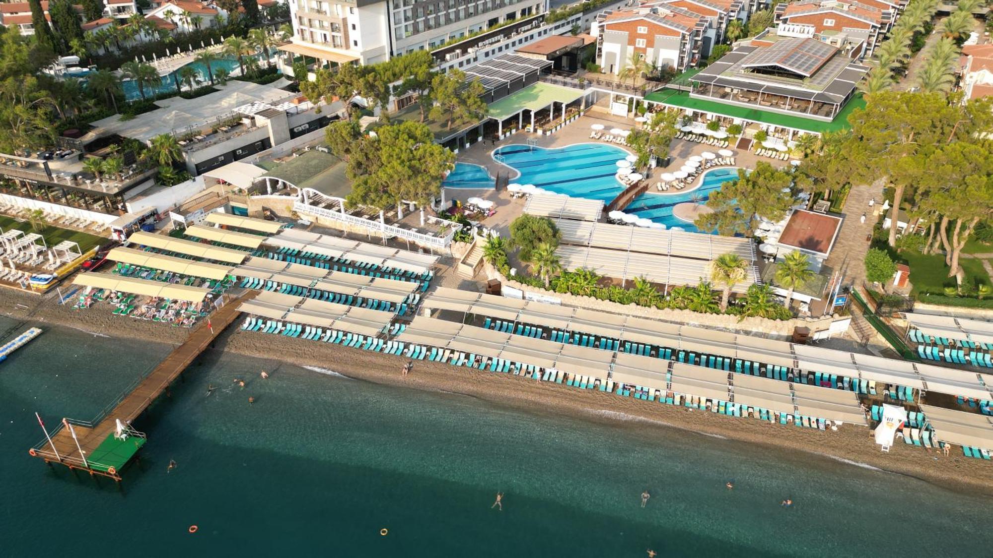 Crystal Aura Beach Resort & Spa Kemer Esterno foto