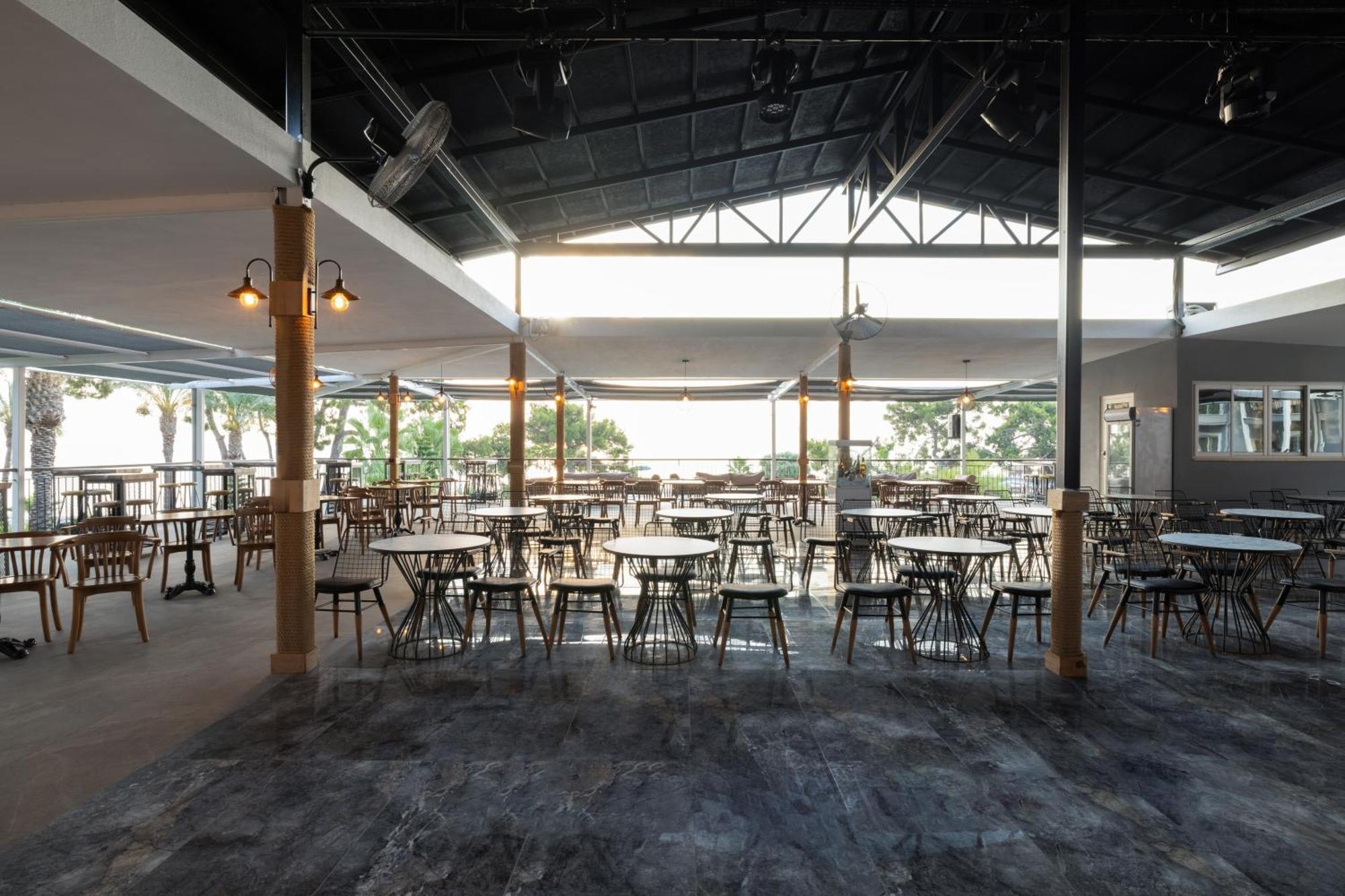 Crystal Aura Beach Resort & Spa Kemer Esterno foto