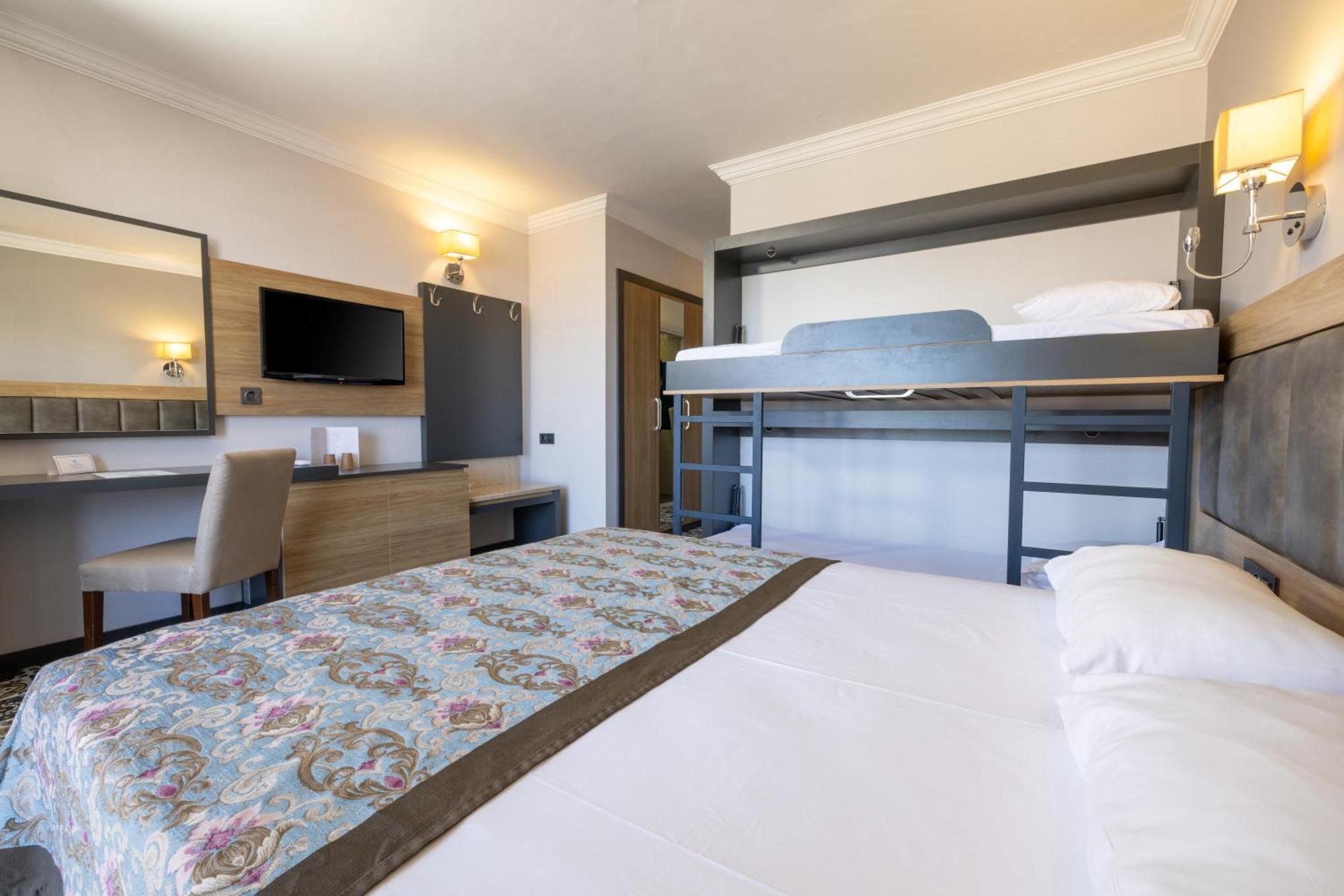 Crystal Aura Beach Resort & Spa Kemer Esterno foto